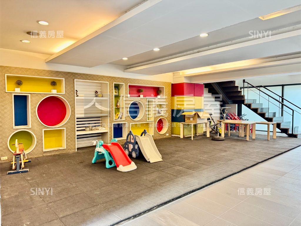 誠售！鼎山高樓大兩房房屋室內格局與周邊環境