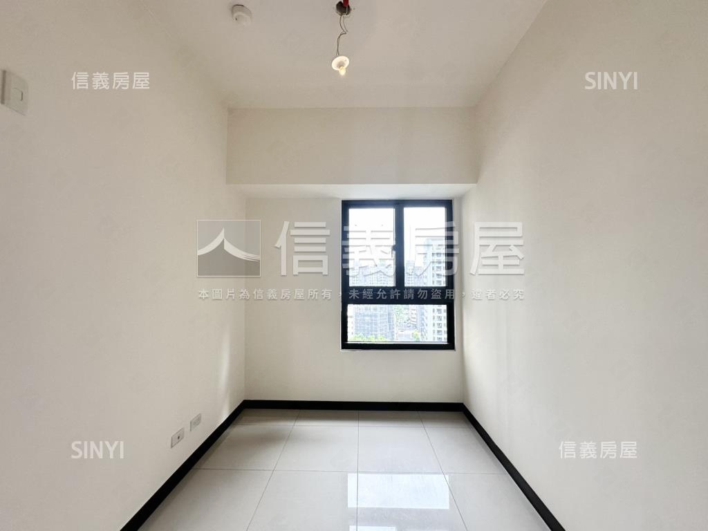 皇普莊園邊間大兩房平車房屋室內格局與周邊環境