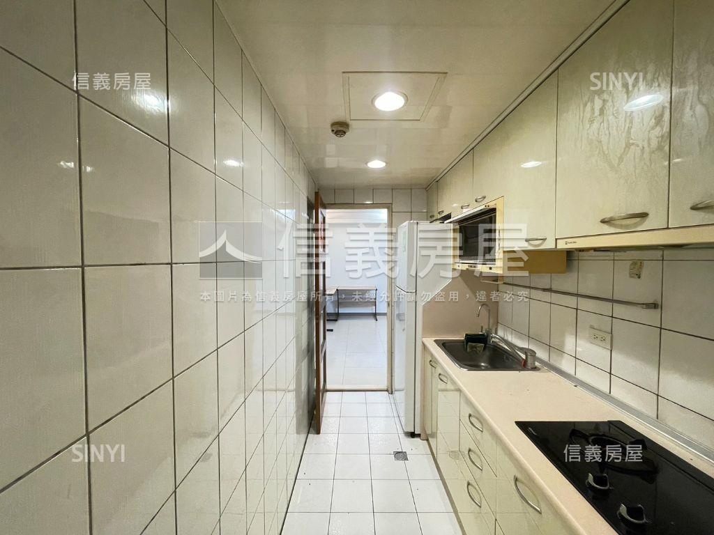 近藝文特區方正大兩房房屋室內格局與周邊環境