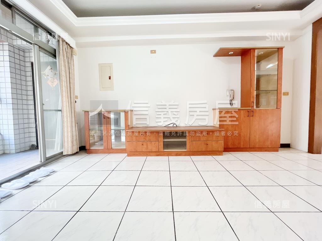 太子鄉廈三主陽２８＋平車房屋室內格局與周邊環境