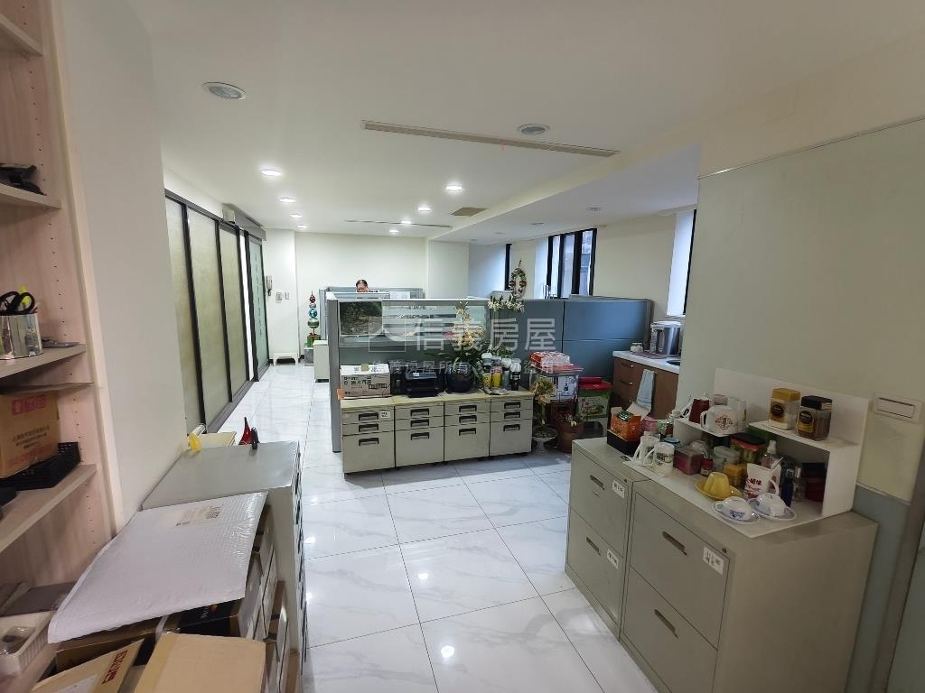 獨戶三面採光辦住房屋室內格局與周邊環境
