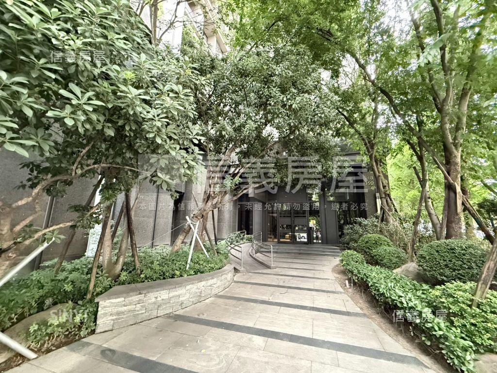 近未來中國醫ＢＯＴ案兩房房屋室內格局與周邊環境