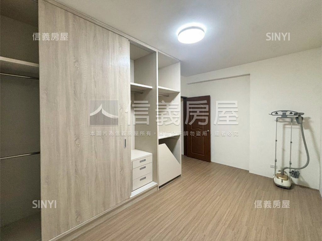 中正路雙衛浴三房美屋房屋室內格局與周邊環境