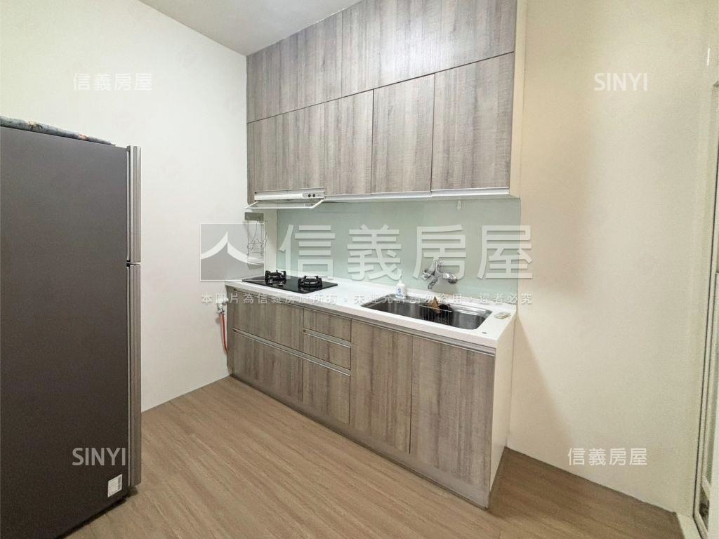中正路雙衛浴三房美屋房屋室內格局與周邊環境