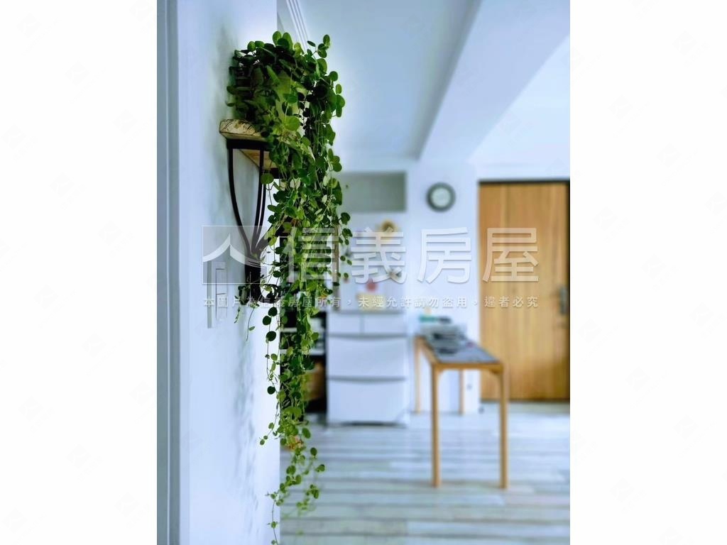 兩房小天晴露臺戶房屋室內格局與周邊環境