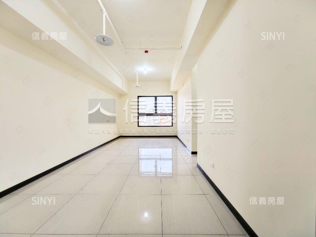 新埔英倫公園．全新三房車房屋室內格局與周邊環境