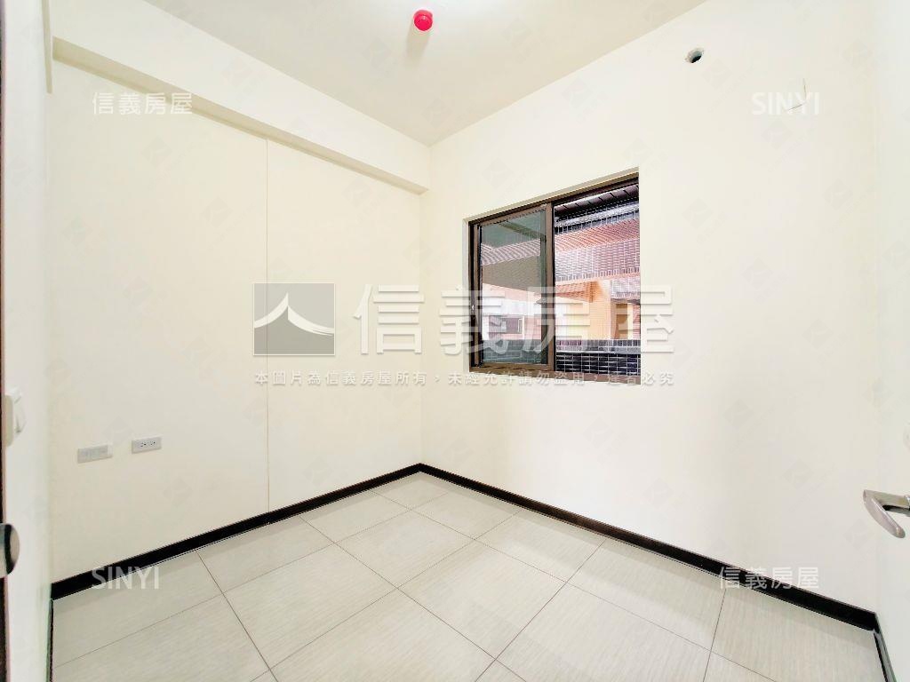 新埔英倫公園．全新三房車房屋室內格局與周邊環境