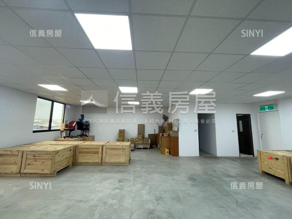 ＭＩＴ邊間廠辦房屋室內格局與周邊環境