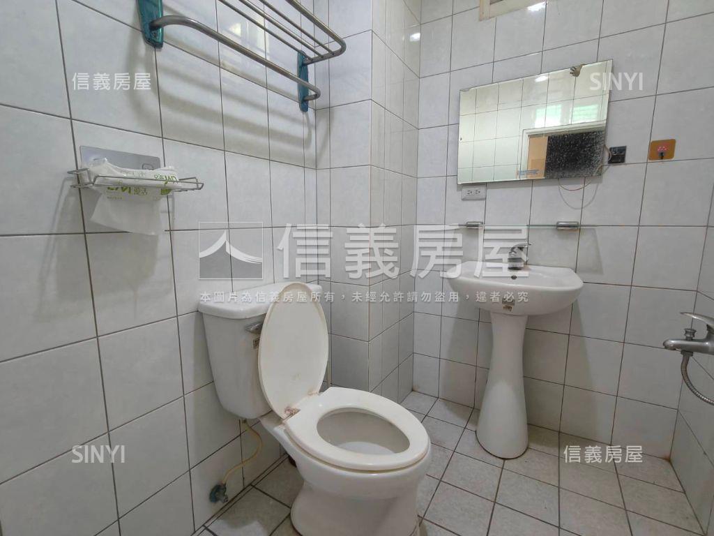 站前低總價大三房車位房屋室內格局與周邊環境