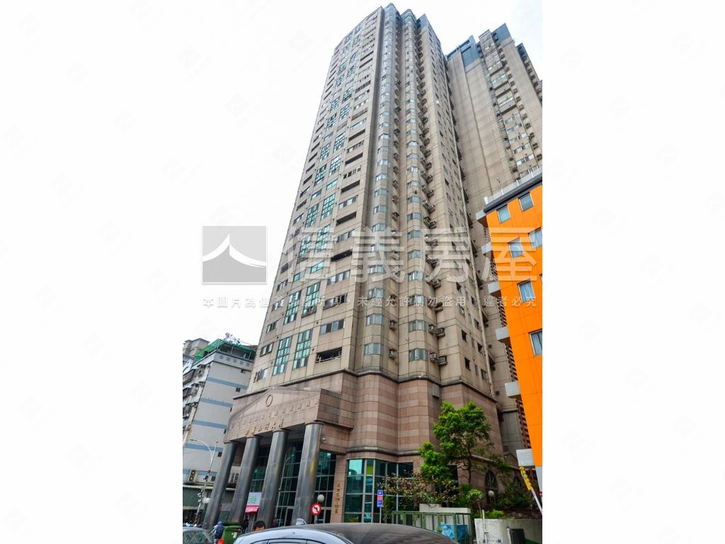 力霸稀有邊間２房房屋室內格局與周邊環境