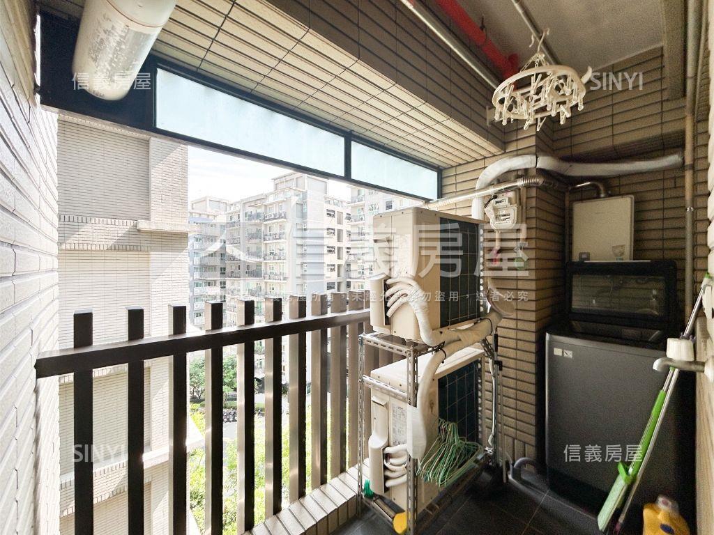 布拉諾稀有三房車房屋室內格局與周邊環境