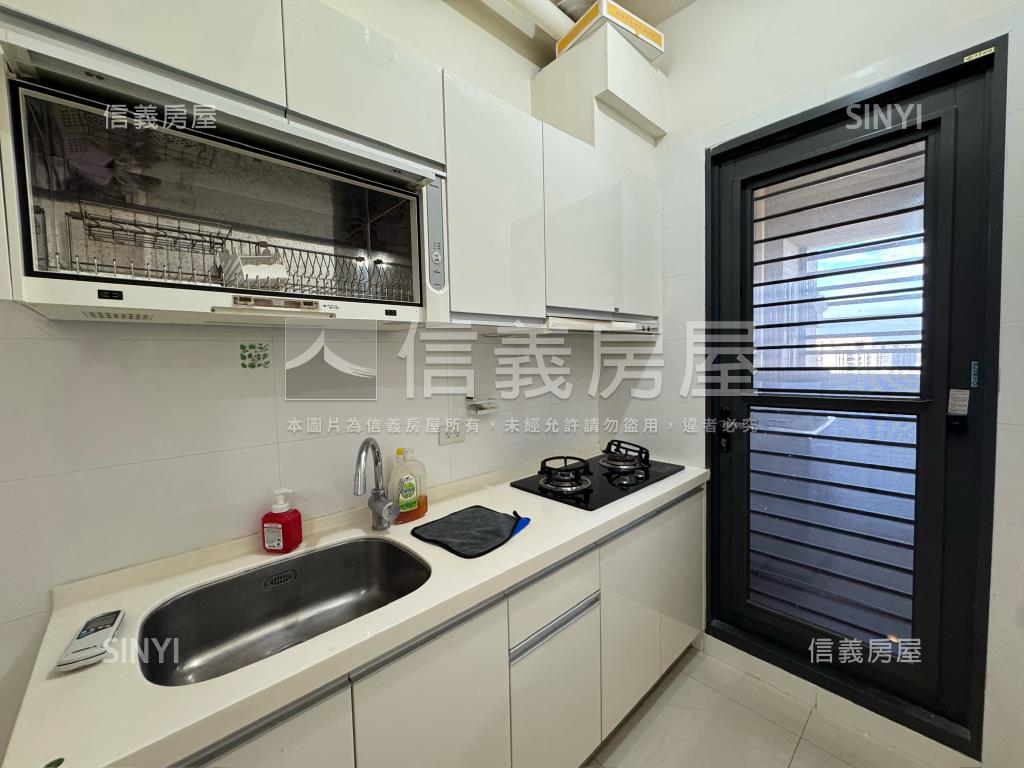 達麗海天兩房車位房屋室內格局與周邊環境