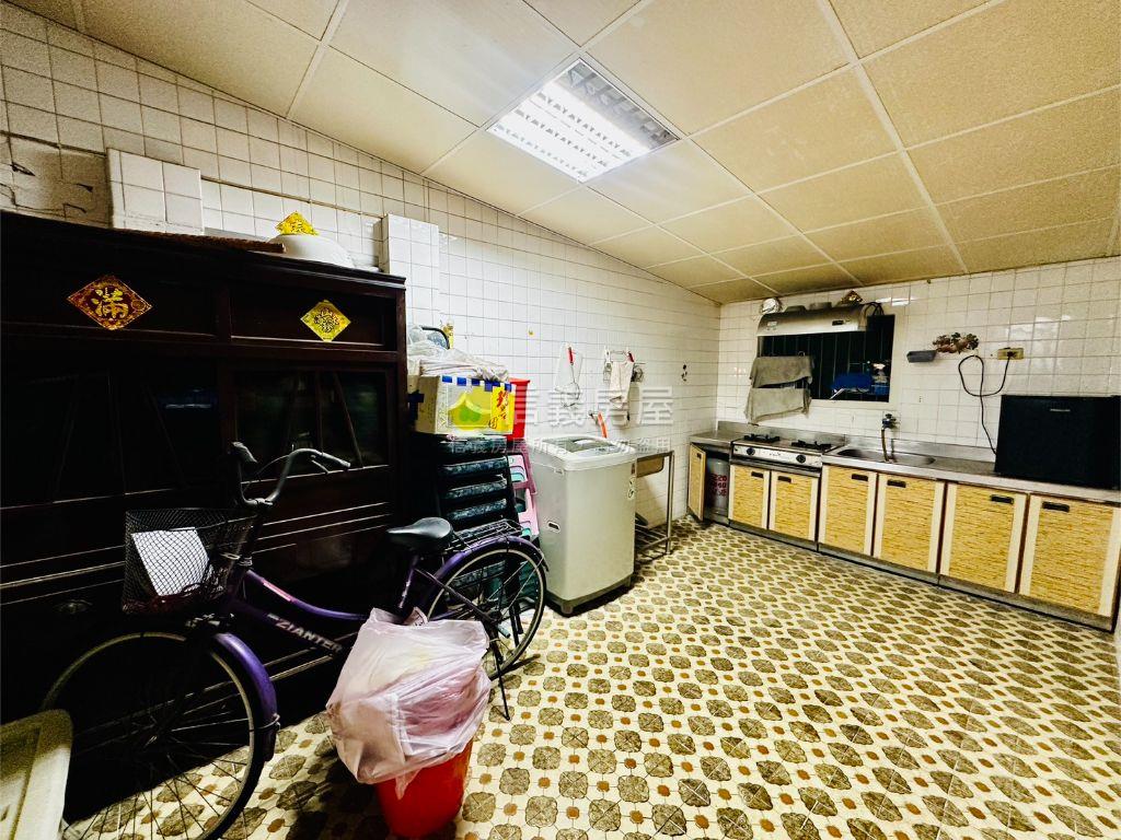 新民傳家｜正街稀有透天房屋室內格局與周邊環境