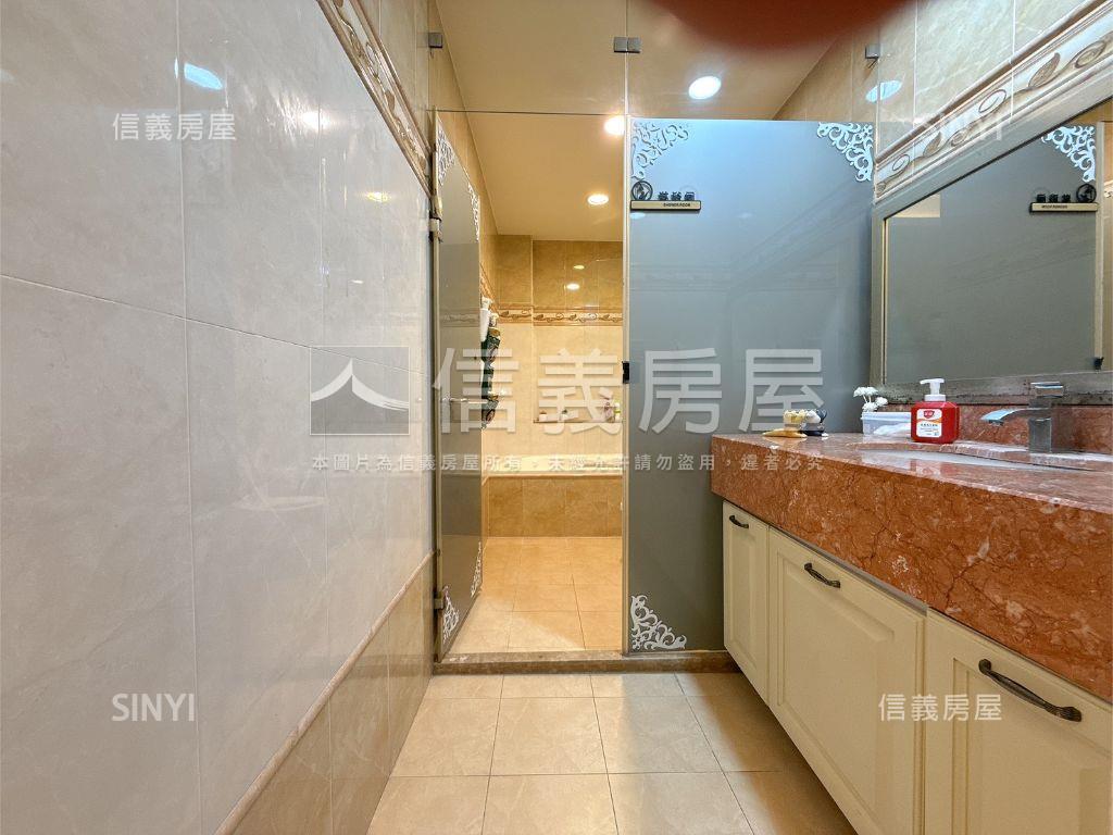 美術館大面寬電梯透店房屋室內格局與周邊環境