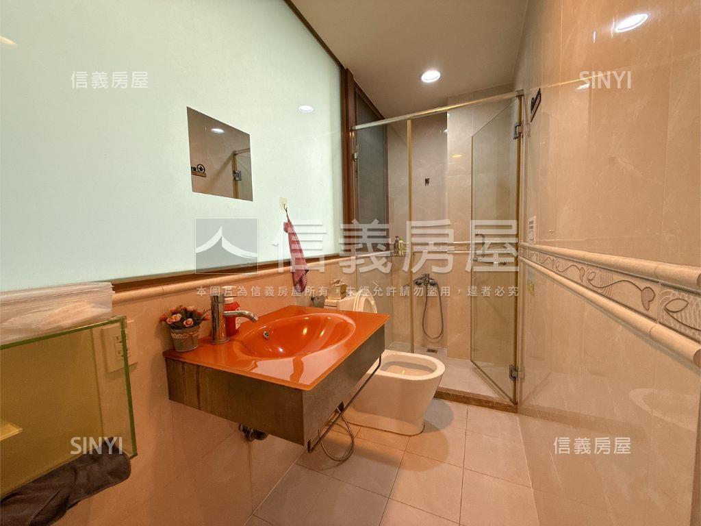 美術館大面寬電梯透店房屋室內格局與周邊環境