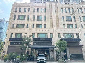 美術館大面寬電梯透店