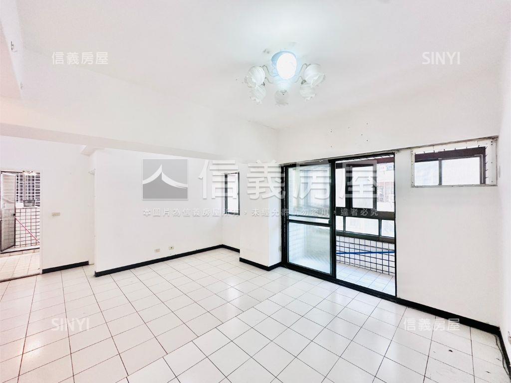 店長推薦近海山站３改２房屋室內格局與周邊環境