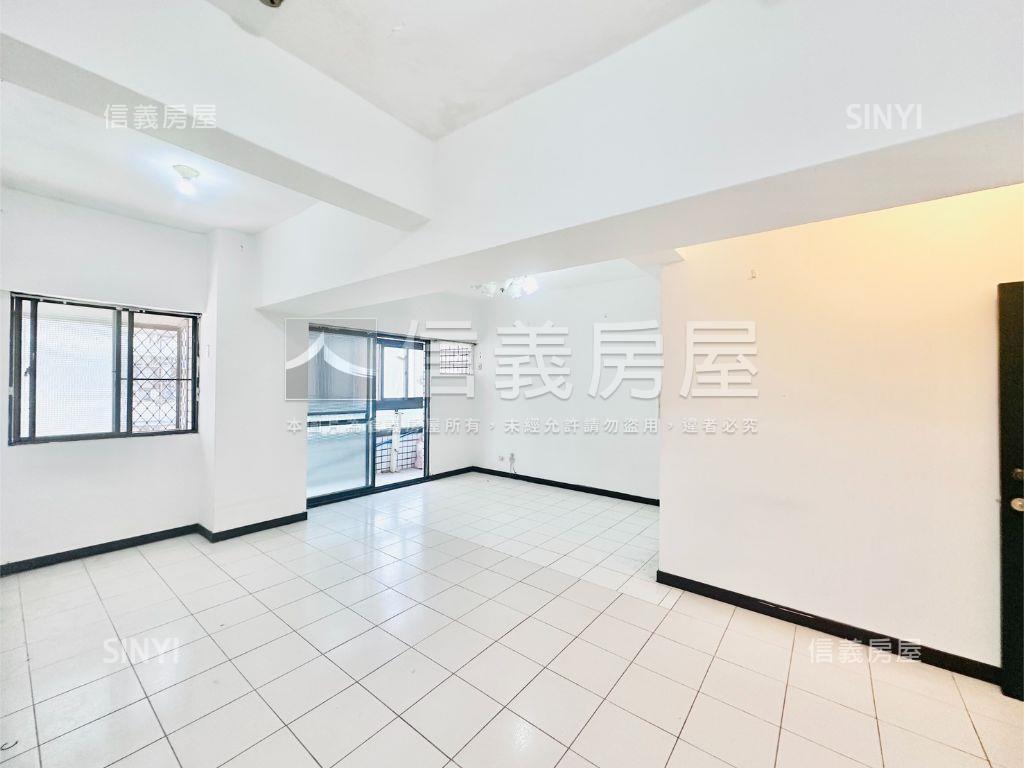 店長推薦近海山站３改２房屋室內格局與周邊環境