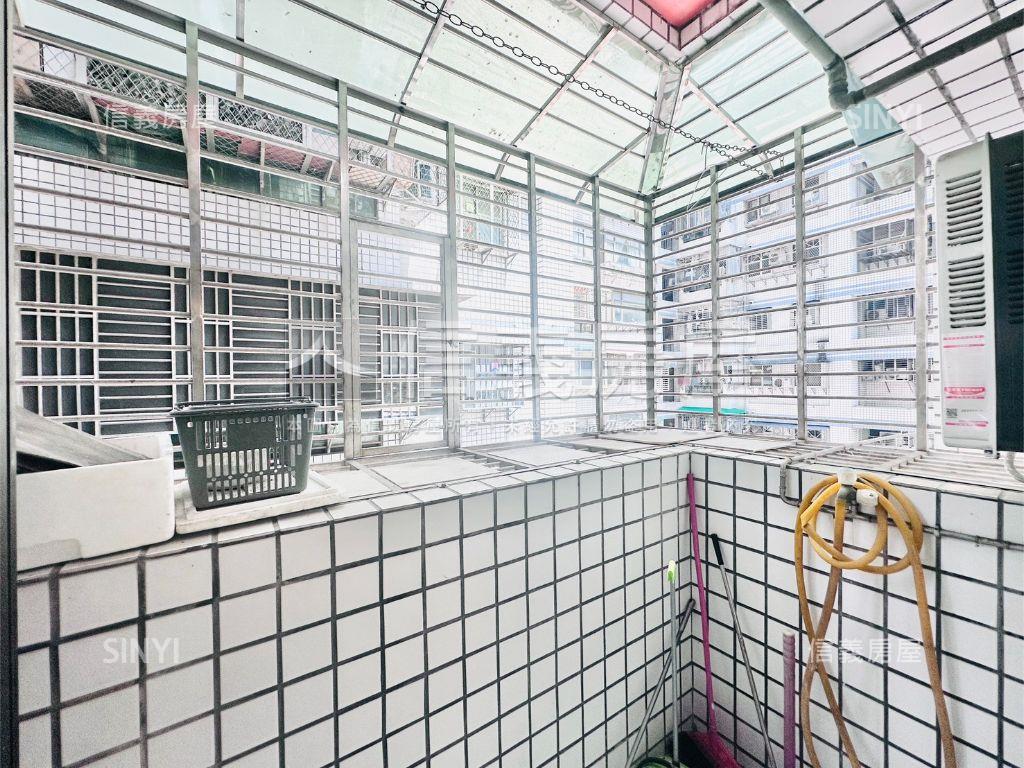 店長推薦近海山站３改２房屋室內格局與周邊環境