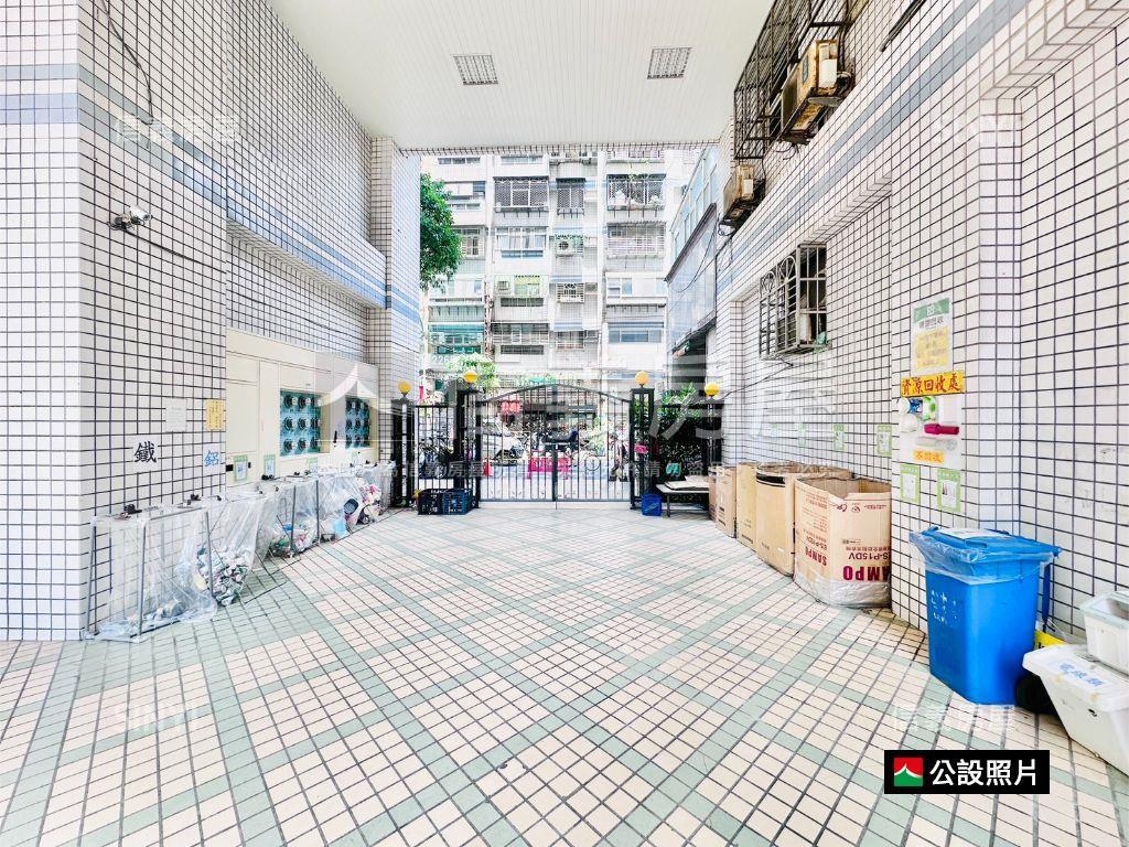 店長推薦近海山站３改２房屋室內格局與周邊環境