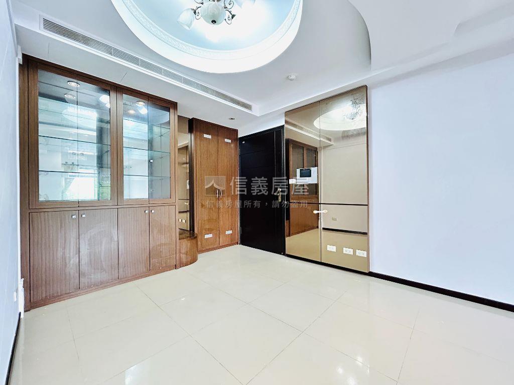 大同世界稀有邊間三面採光房屋室內格局與周邊環境