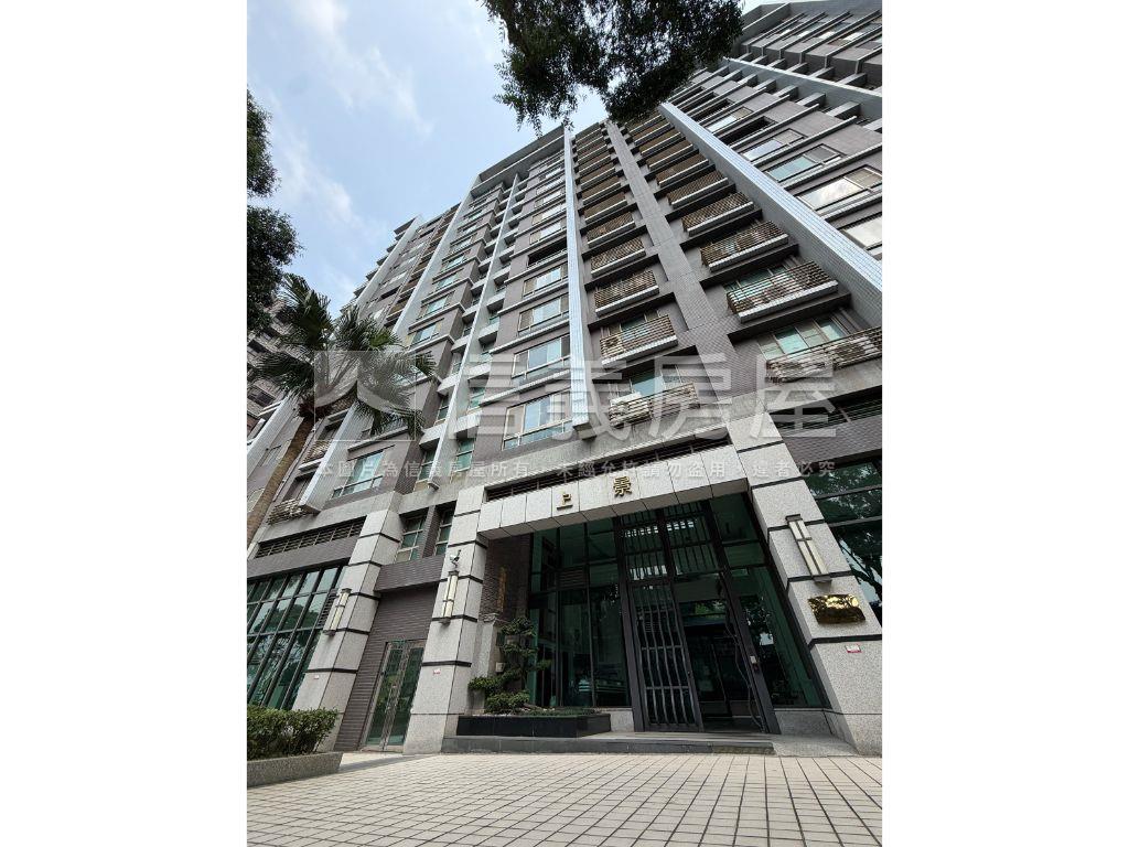 和毅上景坡道平面車位房屋室內格局與周邊環境