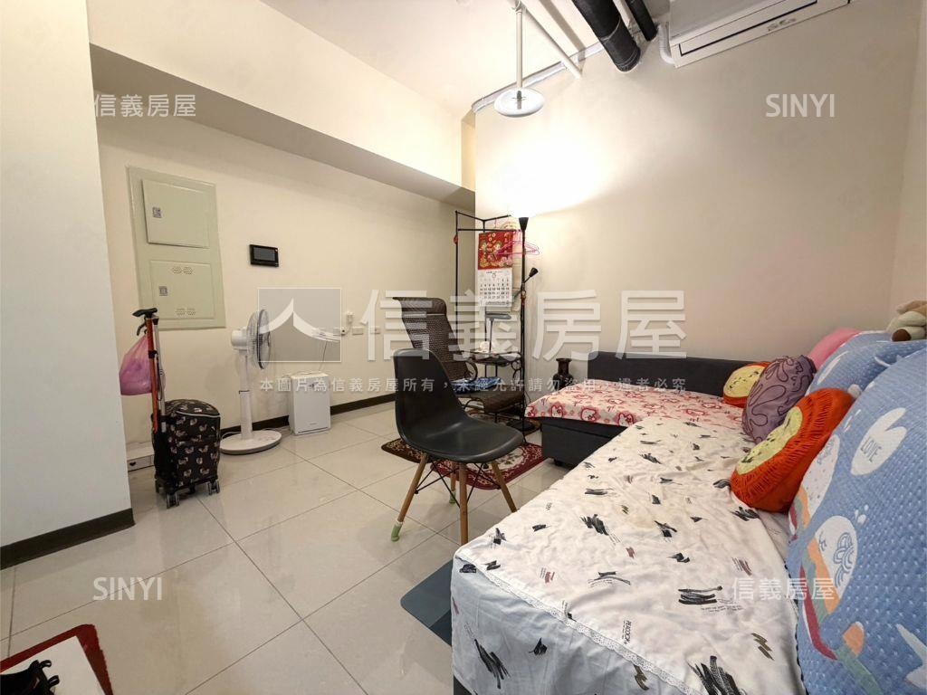 ⭐世界花園方園兩房車位⭐房屋室內格局與周邊環境