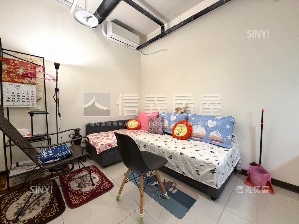 ⭐世界花園方園兩房車位⭐房屋室內格局與周邊環境