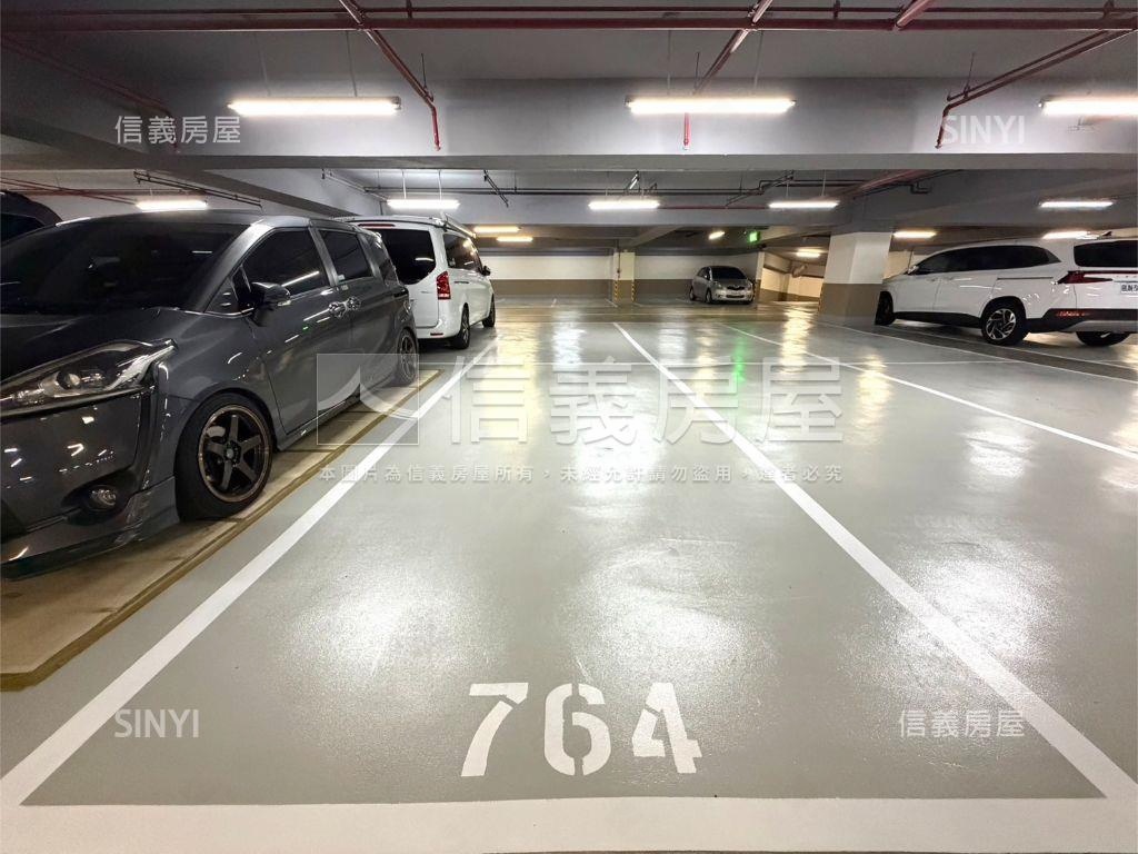 ⭐世界花園方園兩房車位⭐房屋室內格局與周邊環境