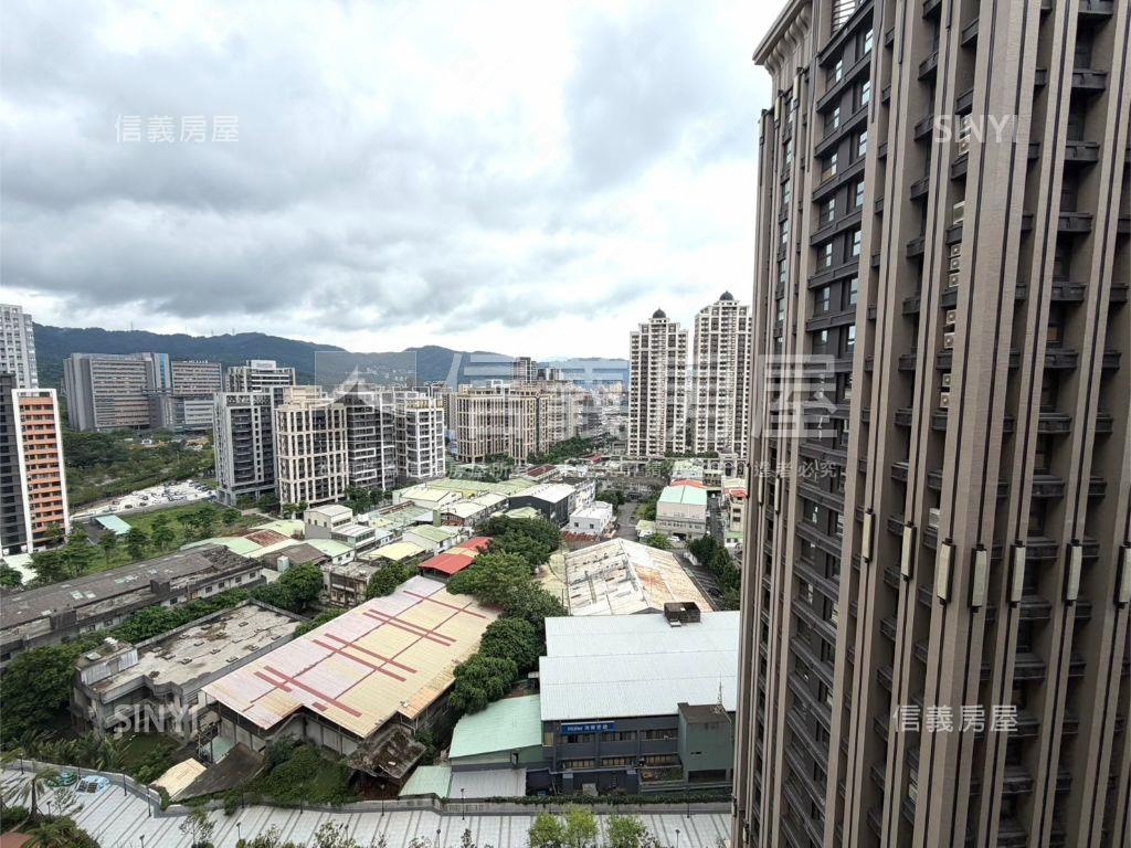 ⭐世界花園方園兩房車位⭐房屋室內格局與周邊環境