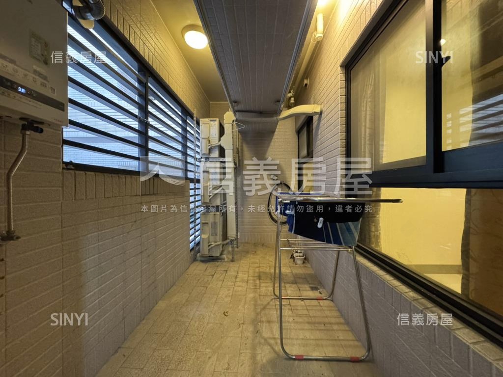 誠意出售！巨蛋三房平車房屋室內格局與周邊環境