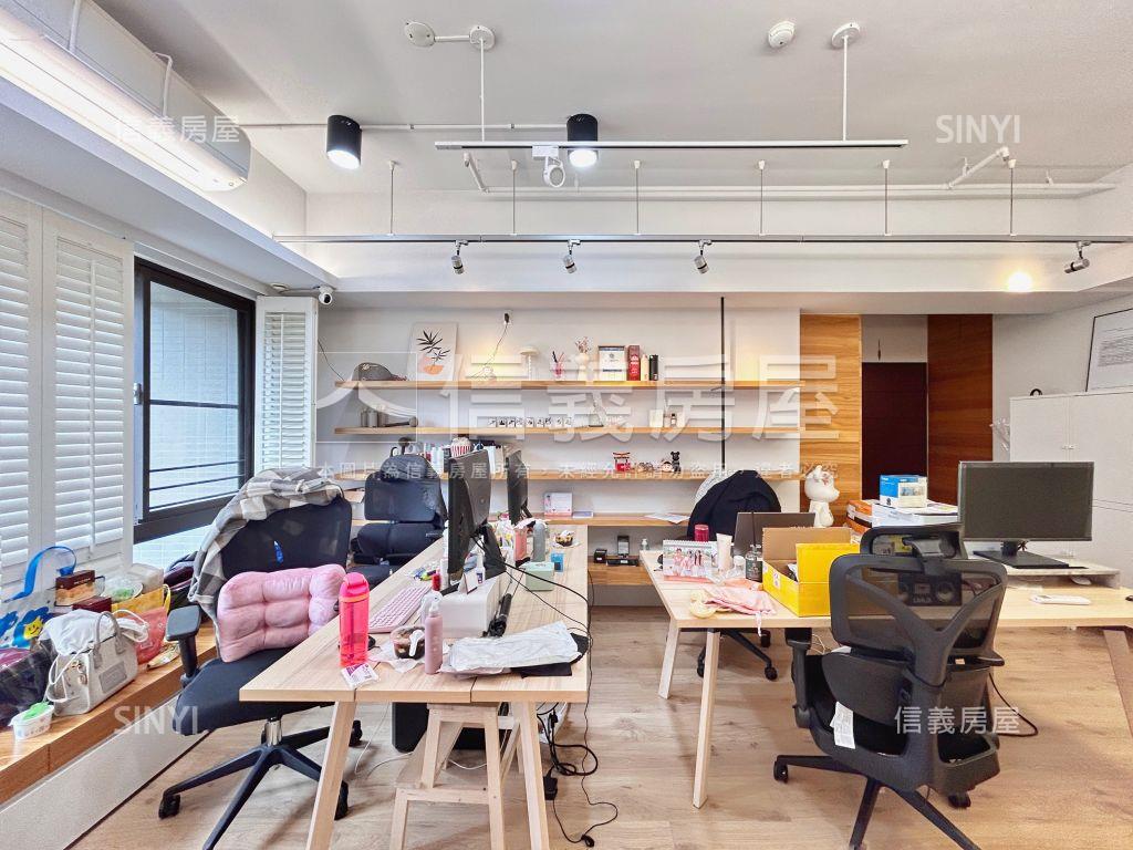 幸福百合二房車位房屋室內格局與周邊環境