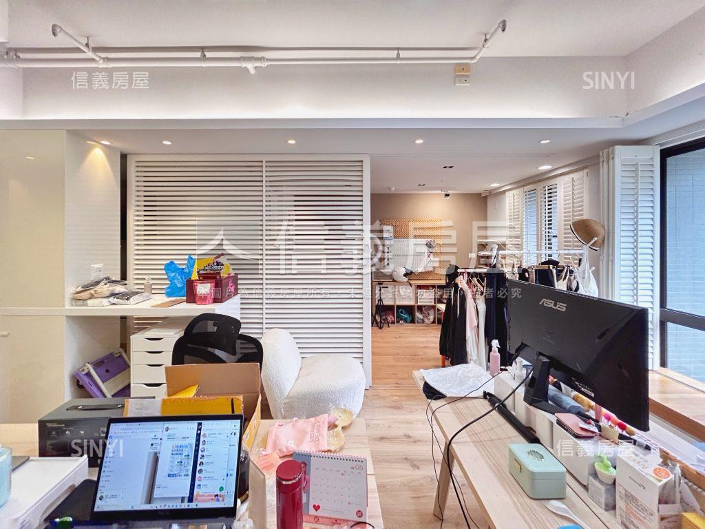 幸福百合二房車位房屋室內格局與周邊環境