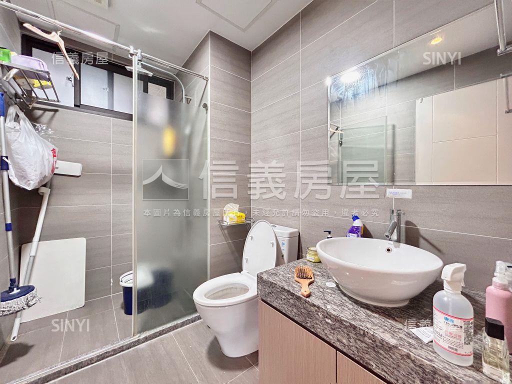 幸福百合二房車位房屋室內格局與周邊環境