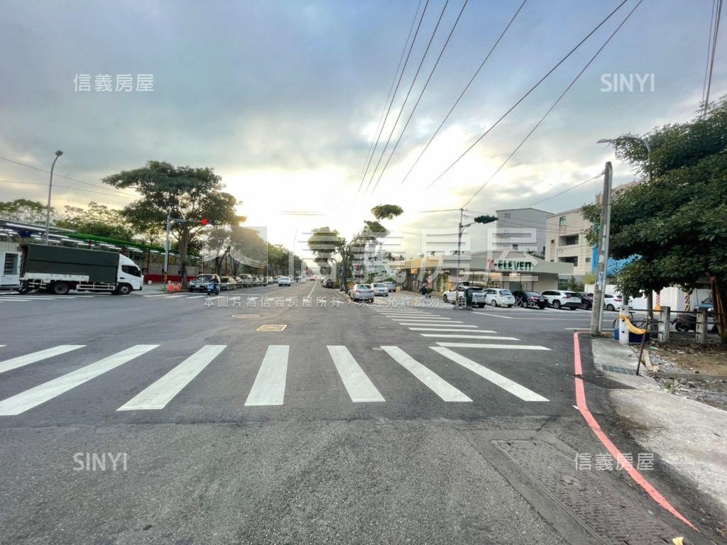 成功路旁靜謐ㄧ境居房屋室內格局與周邊環境