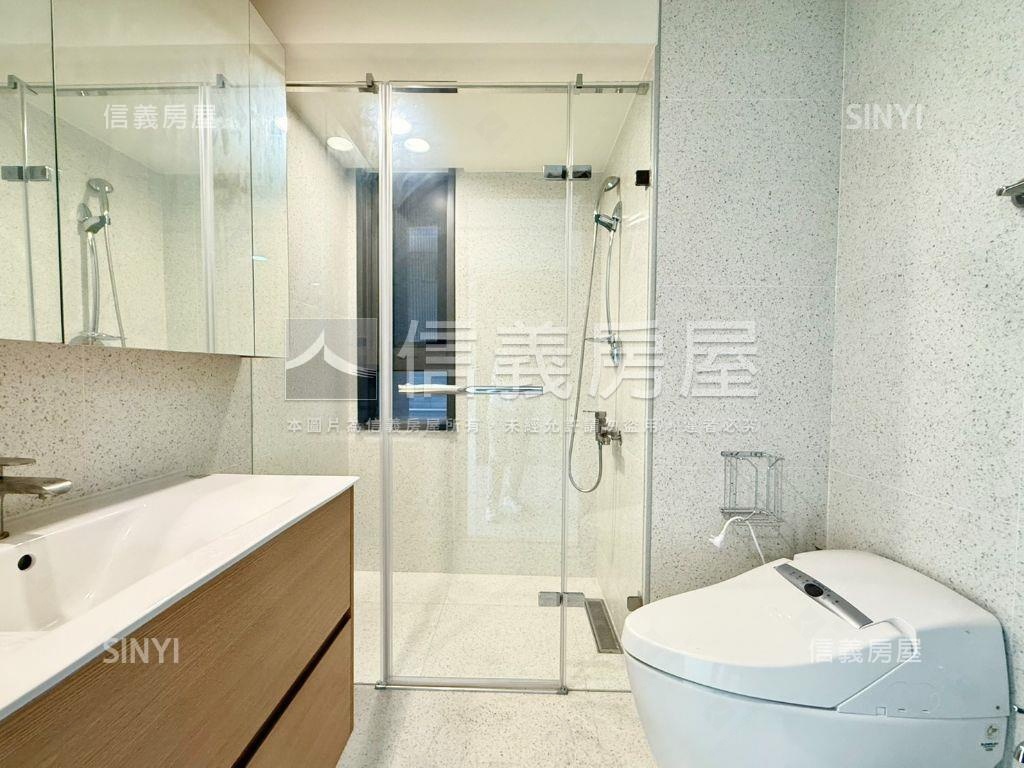 順天謙華全新未住高樓兩房房屋室內格局與周邊環境
