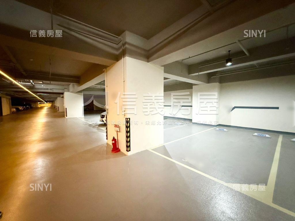 順天謙華全新未住高樓兩房房屋室內格局與周邊環境