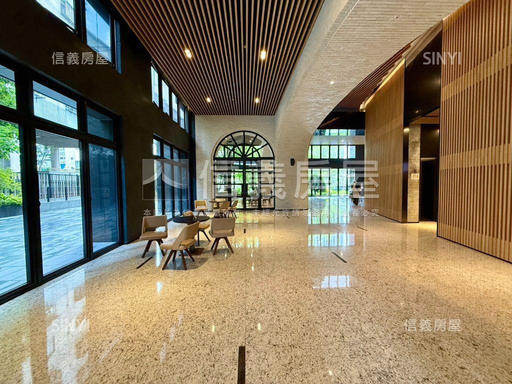 順天謙華全新未住高樓兩房房屋室內格局與周邊環境