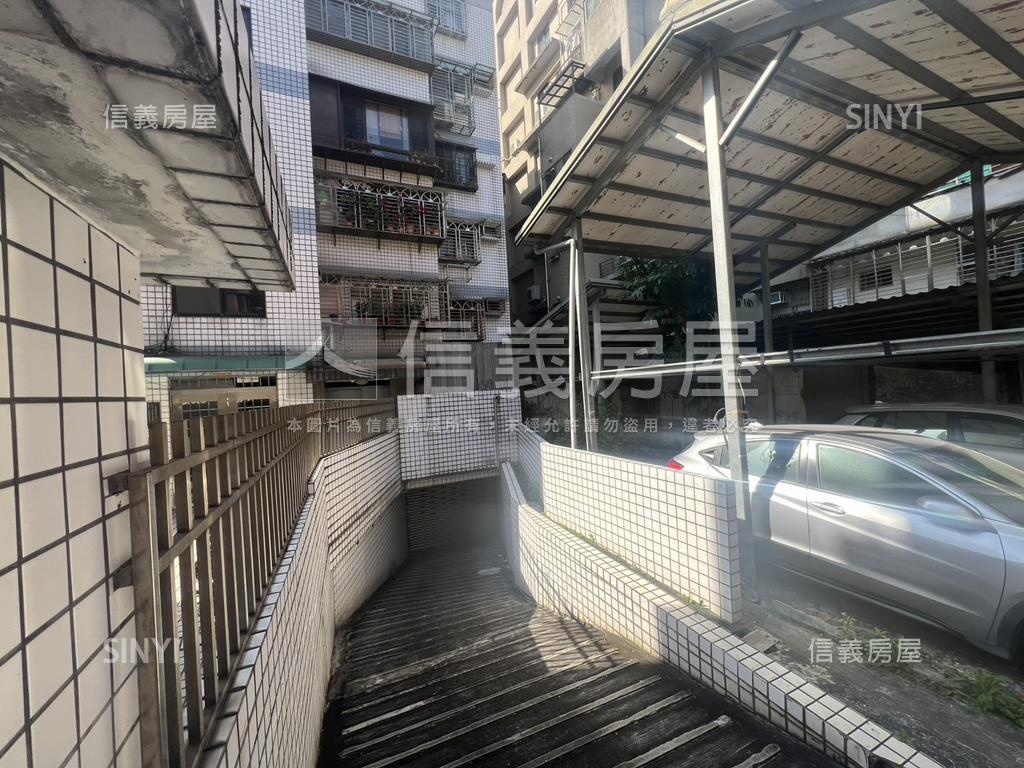 南海段三小段６６９－２房屋室內格局與周邊環境