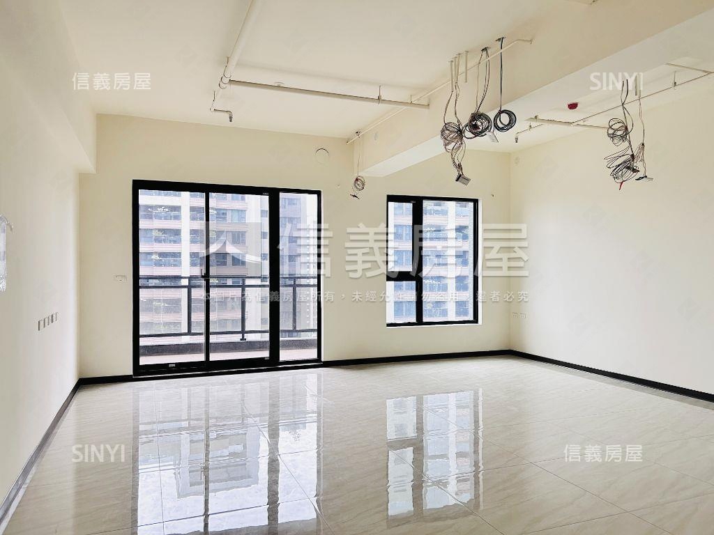 定泰臻翫稀有高樓景觀房屋室內格局與周邊環境