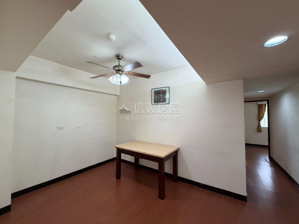 內壢稀有釋出電梯社區三房房屋室內格局與周邊環境