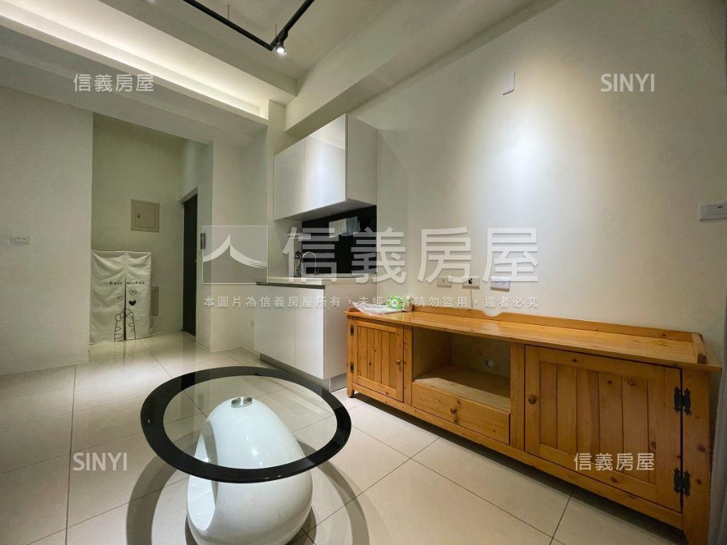 勤睿睿賦附車位房屋室內格局與周邊環境