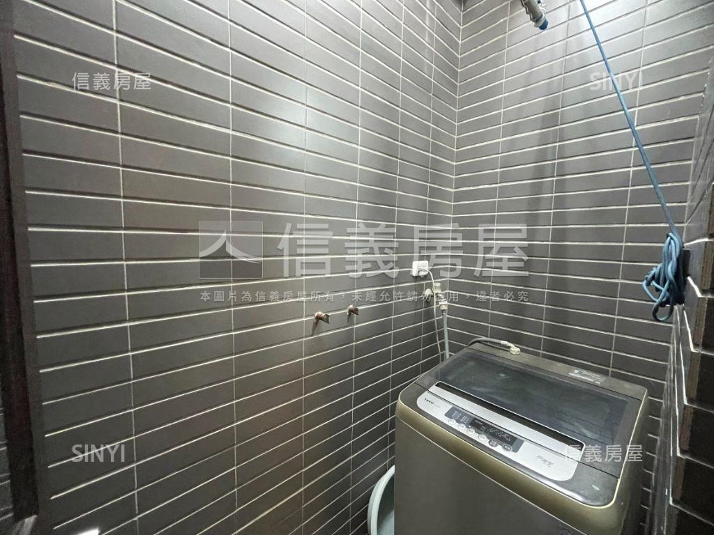 勤睿睿賦附車位房屋室內格局與周邊環境