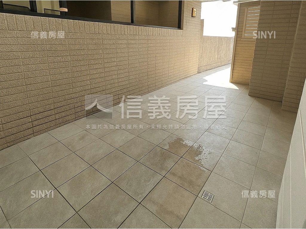 近榮總精裝雙衛開窗平車房屋室內格局與周邊環境