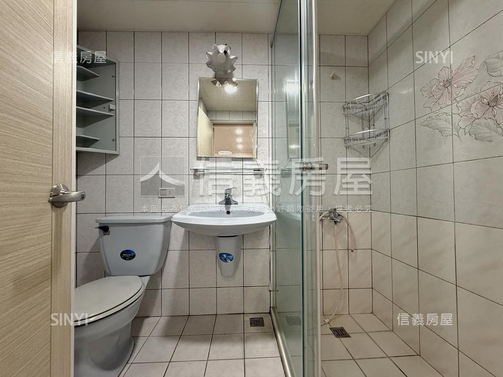 天母僑資華廈大空間房屋室內格局與周邊環境