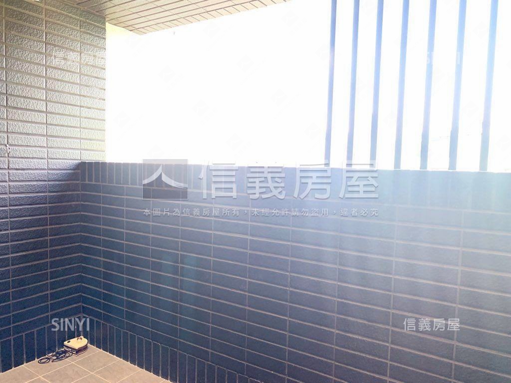 江翠捷運全新邊間三房車位房屋室內格局與周邊環境