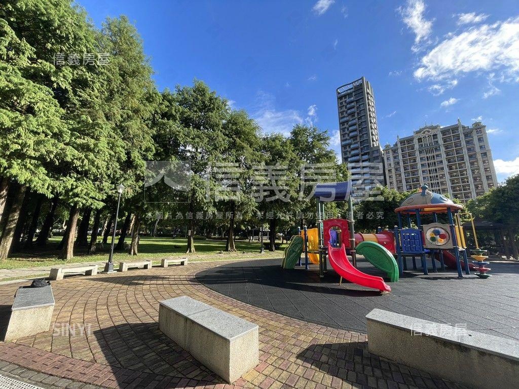 水明漾。公園路樹景明亮宅房屋室內格局與周邊環境