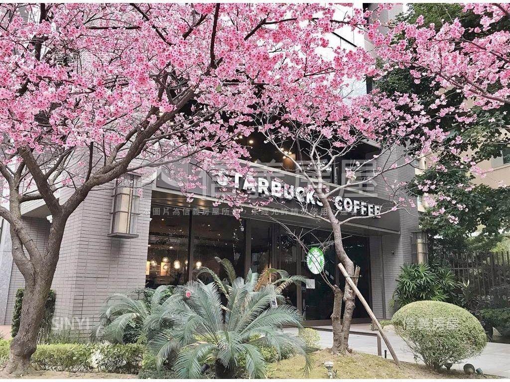 水明漾。公園路樹景明亮宅房屋室內格局與周邊環境