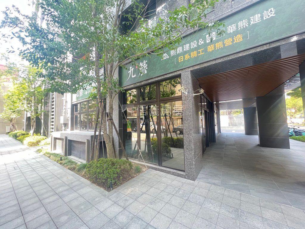中正三角黃金店面房屋室內格局與周邊環境