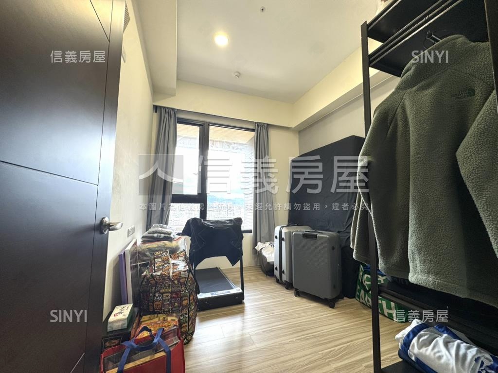 皇翔ＰＡＲＫ美輪美奐房屋室內格局與周邊環境